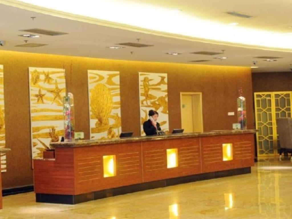 Qingdao Blue Horizon Hotel Laoshan Exterior photo