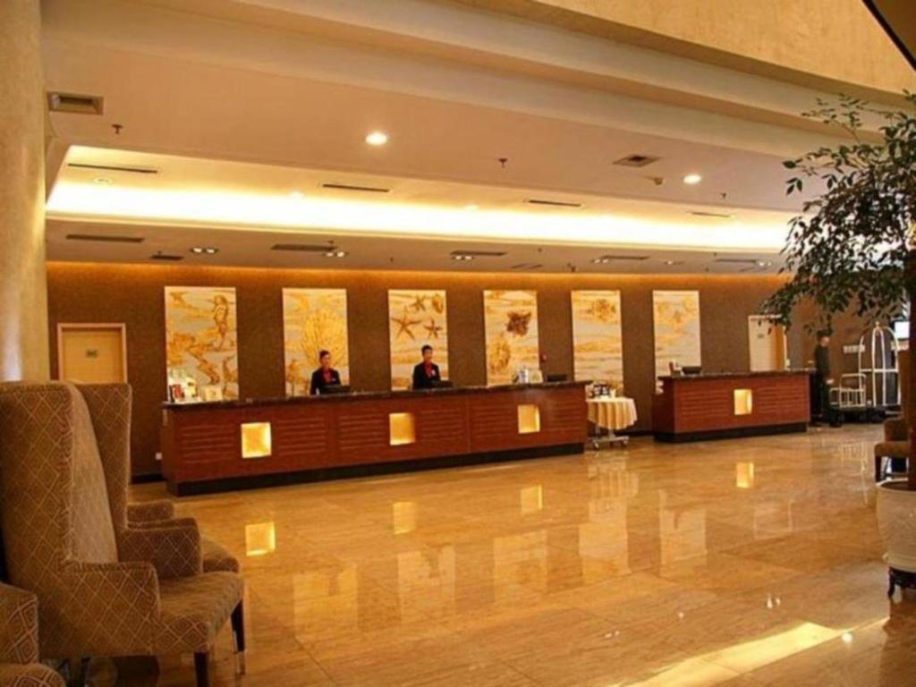 Qingdao Blue Horizon Hotel Laoshan Exterior photo